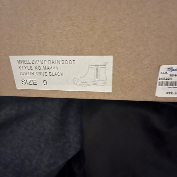 Madewell Black Ankle Boots - Picture 3 of 3